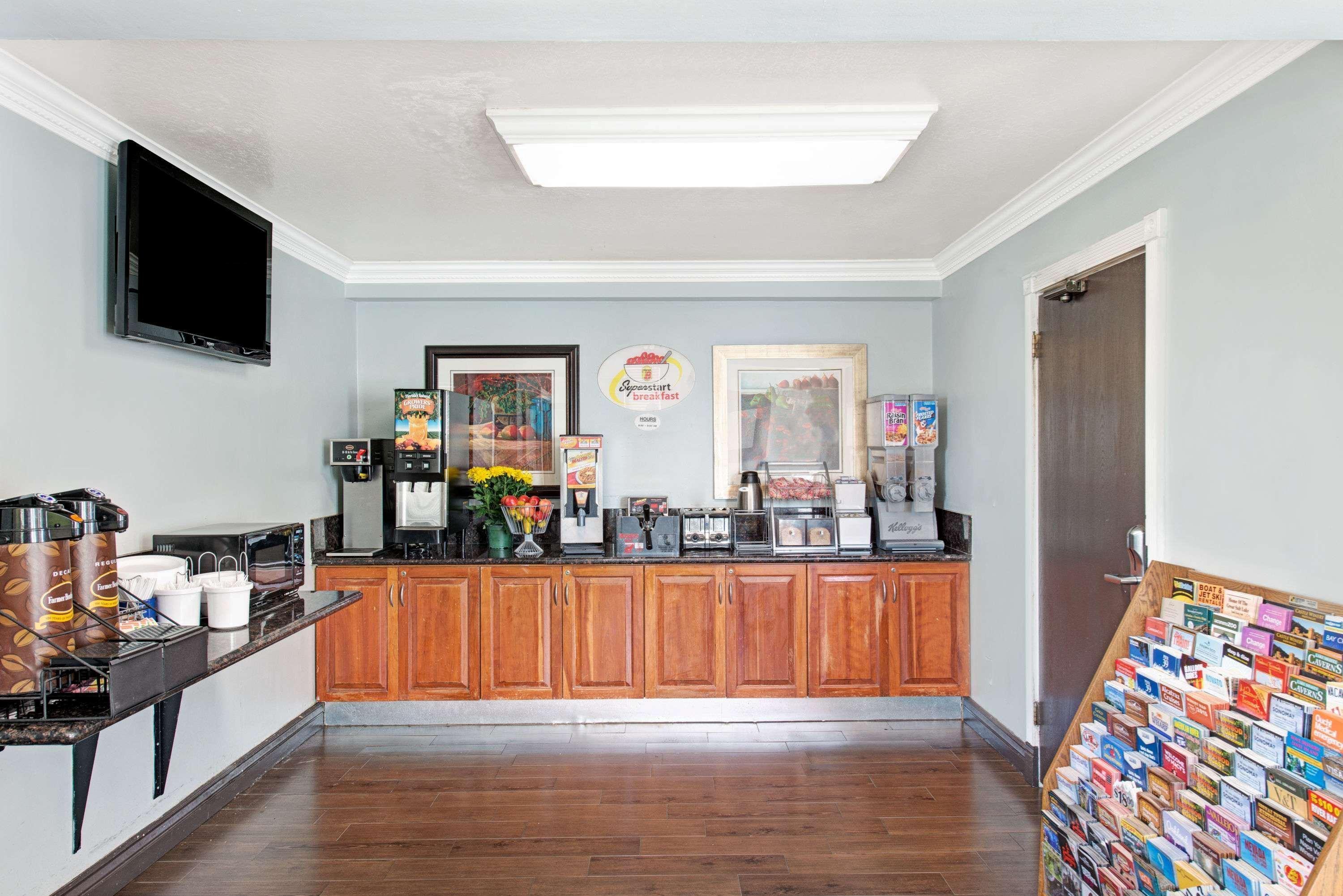 Super 8 By Wyndham Sacramento/Florin Rd Hotel Freeport Buitenkant foto